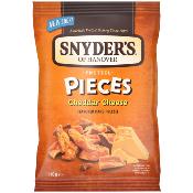 Snyder's of Hanover clats Bretzel Fromage Cheddar